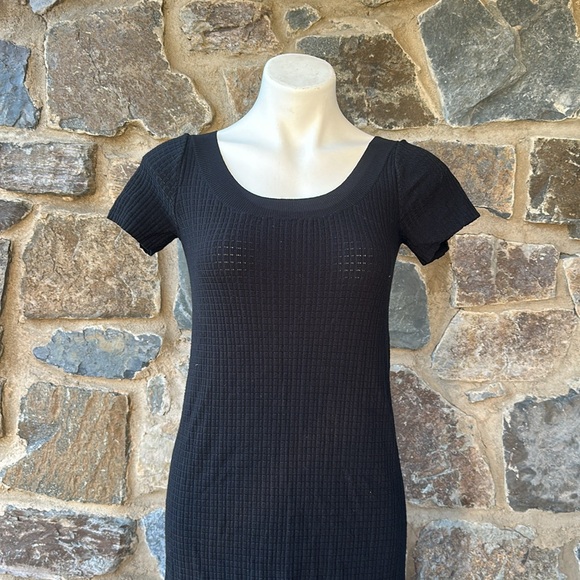 MM Lafleur The Danica Dress - Geo Micro Knit size small - Picture 5 of 10